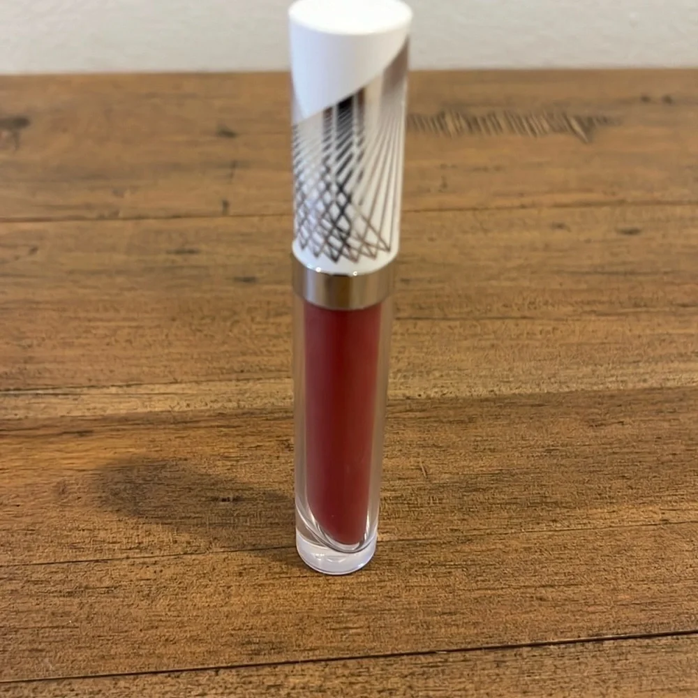 Stroke of Beauty Imprint High Shine Lip Gloss shade Design